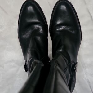 Like New Via Spiga women's black riding boots 9.5us.